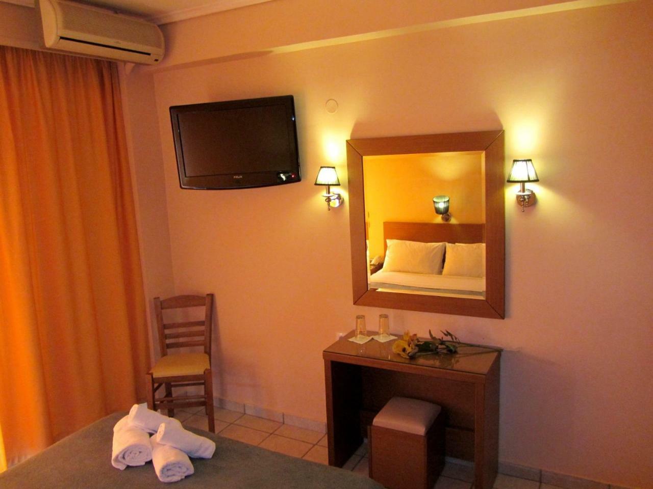 Hotel Lito ปาราเลียกาเตอรีนิส ภายนอก รูปภาพ